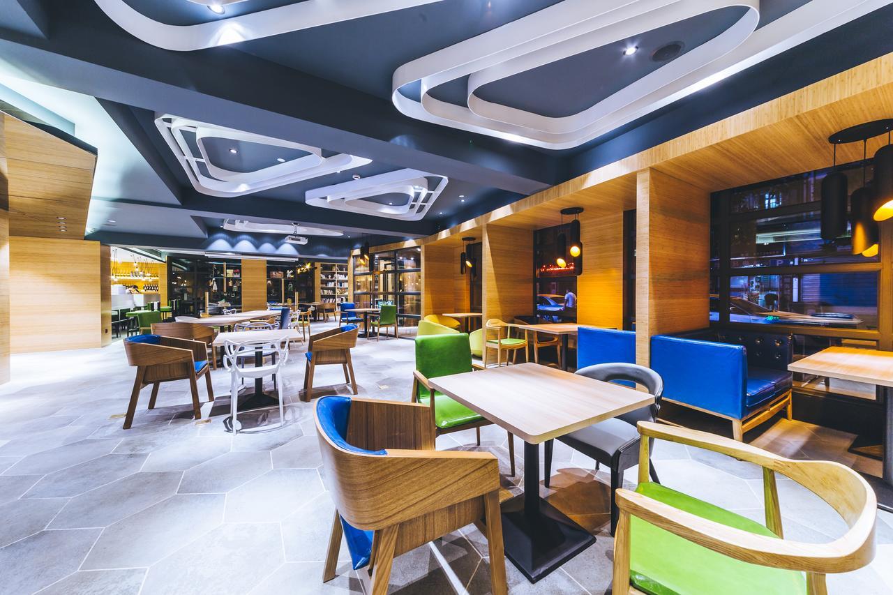 Hotel Atour Qing Pu Stadium